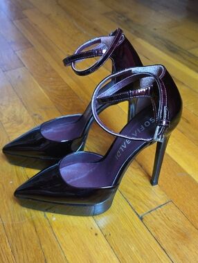 SOFIA BALDI Women's Burgundy Patent Platform Ankle-Strap Pump